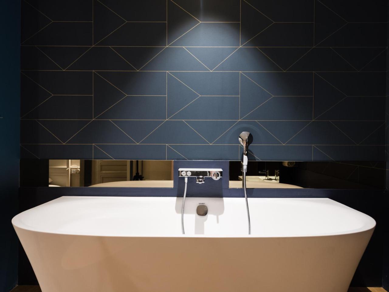 Mihotel Bizolon Лион Экстерьер фото